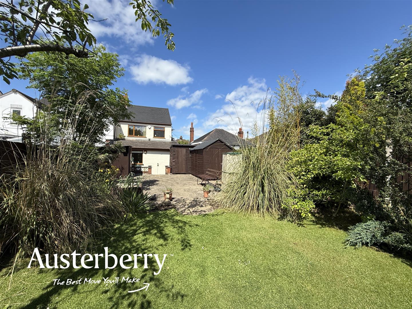 3 bed property in Ash Bank Road, Stoke-On-Trent